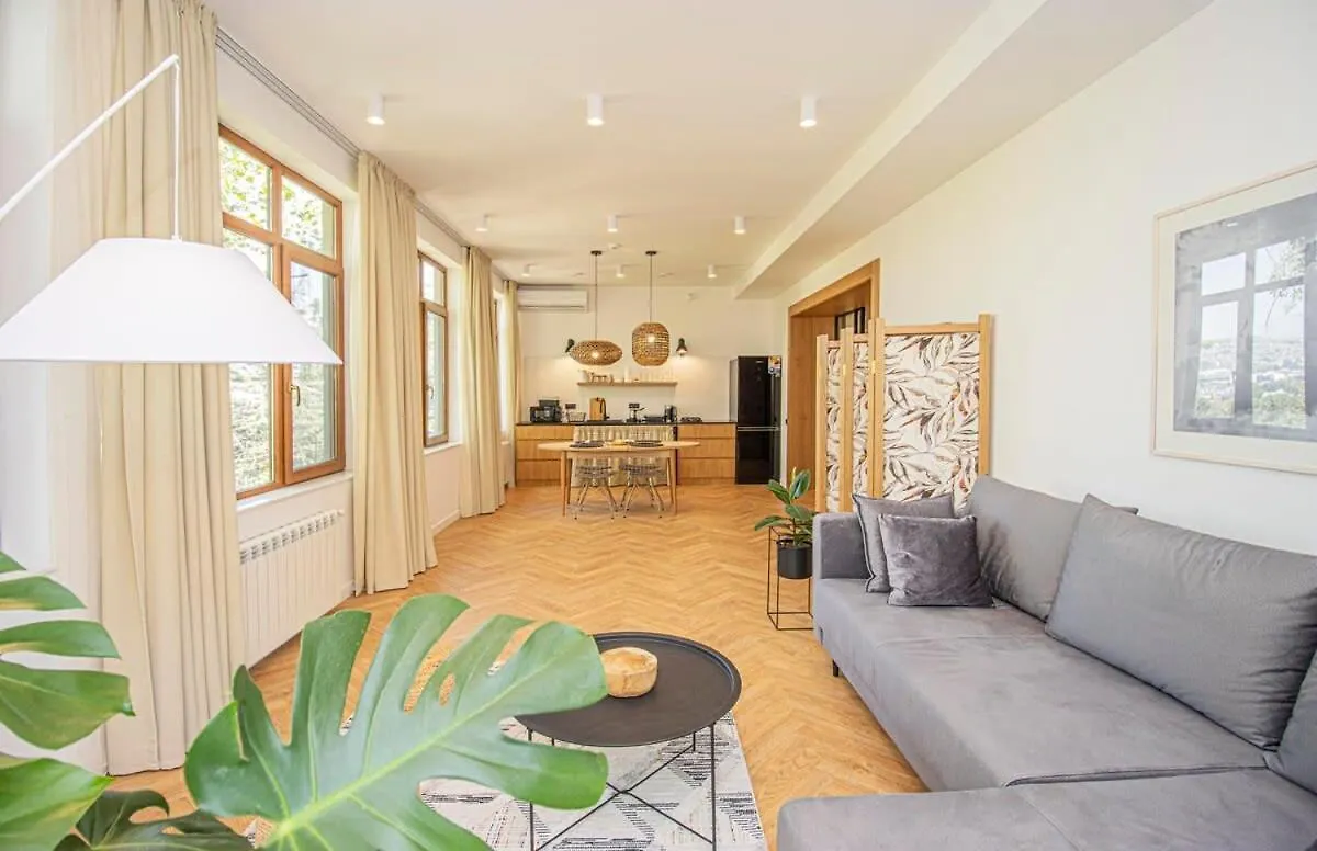 Holiday home Cozy 1Br Apartment - By Wehost Tbilisi