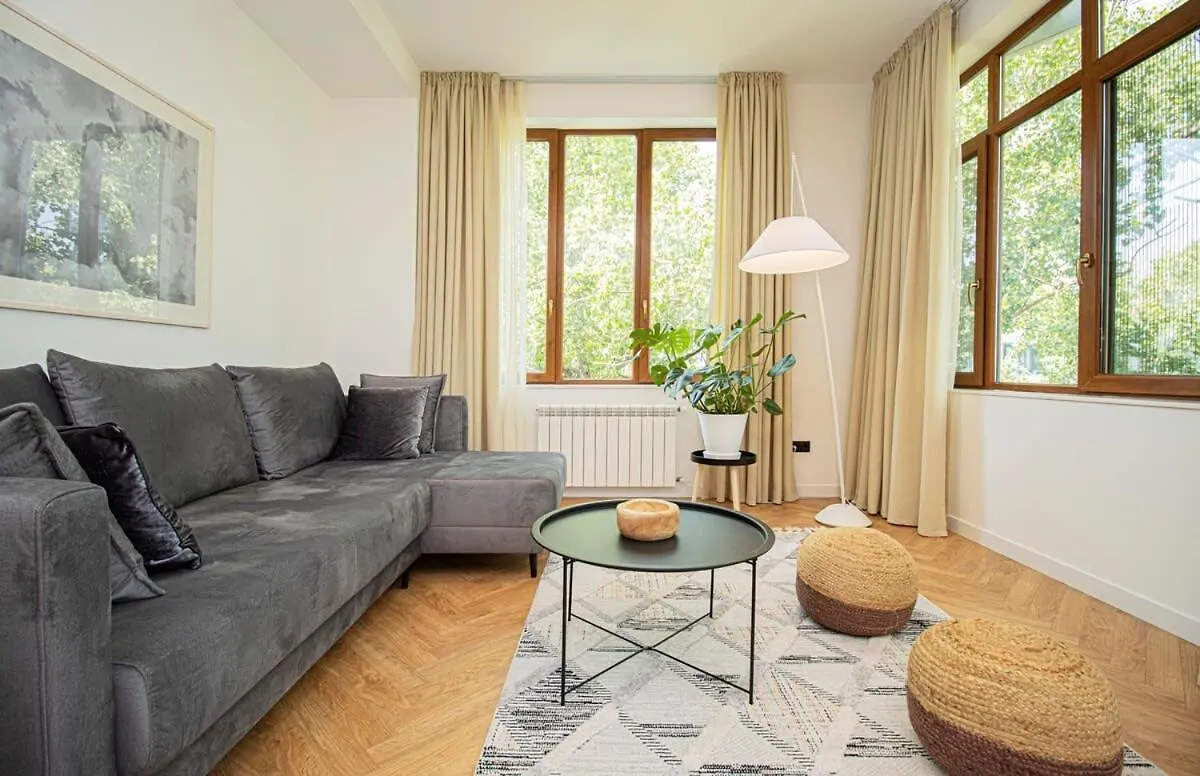 Cozy 1Br Apartment - By Wehost Tbilisi Holiday home