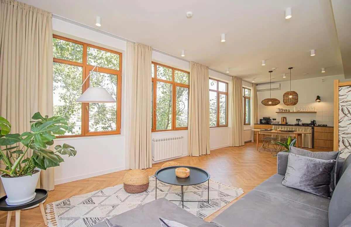 Cozy 1Br Apartment - By Wehost Tbilisi